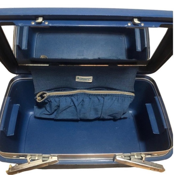 SALE! 1 DAY Vintage Samsonite Saturn II Travel Carry-on Train Case wTray/Mirror. - Picture 4 of 5
